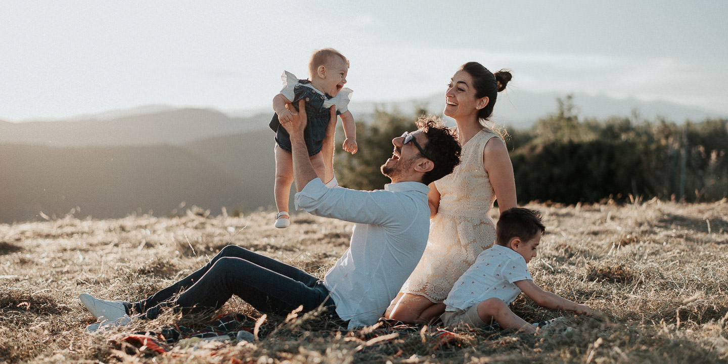 Foto famiglia sui colli di verona