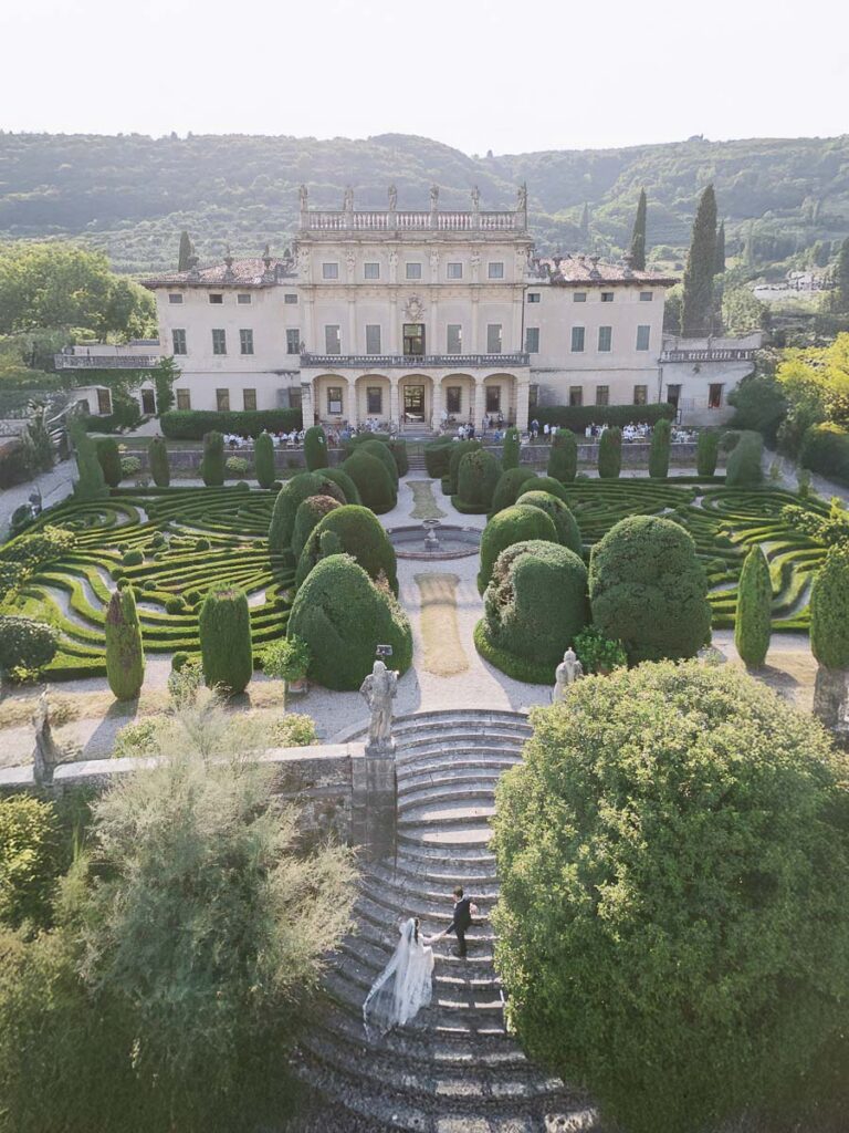 Ingresso di Villa Arvedi con architettura storica